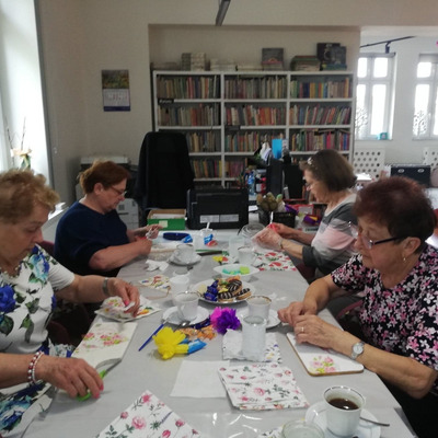 Warsztaty kreatywne dla seniorów - 12.05.2022
