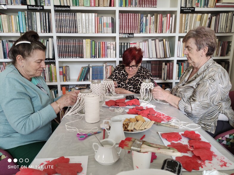 Zajęcia kreatywne dla seniorów -27.04.2023